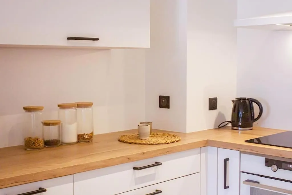 Le Coquillage - Balcon & Parking Apartment Albertville